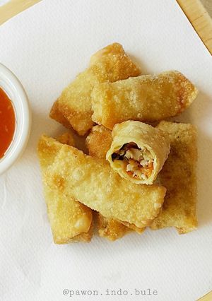 A picture of Mini Spring Rolls (Lumpia Mini).