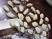 Una foto de ñoquis de yuca