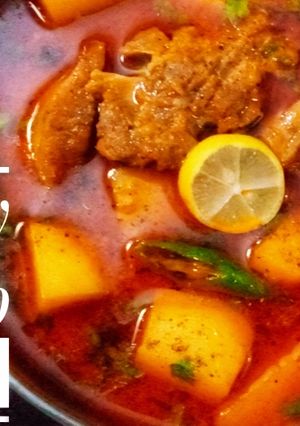 A picture of Aaloo Gosht!.
