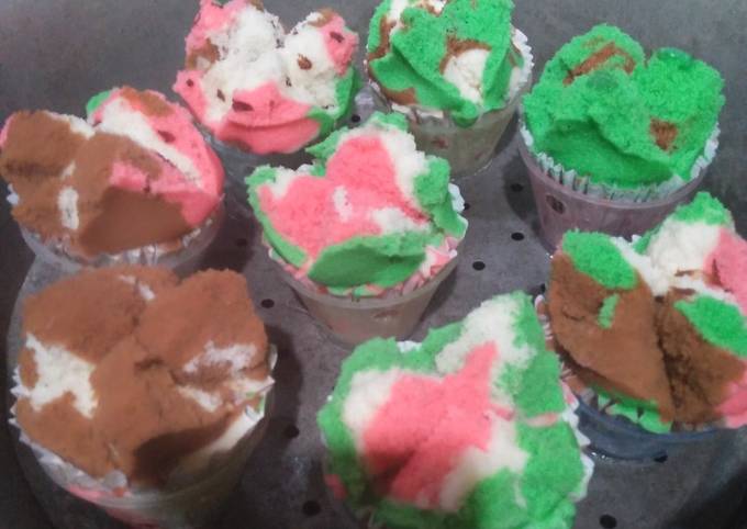 Langkah Mudah untuk Menyiapkan Bolu kukus air yang Menggugah Selera