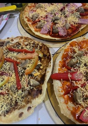 A picture of Homemade Pizza Pita.