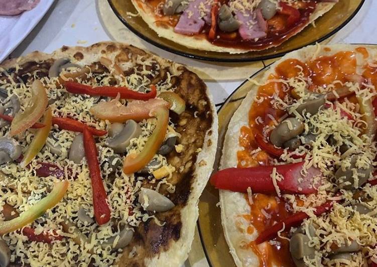 How to Make Favorite Homemade Pizza Pita