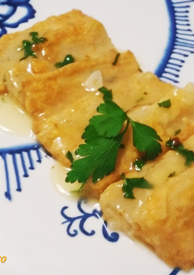 Una foto de Pencas de acelga rebozadas en salsa verde