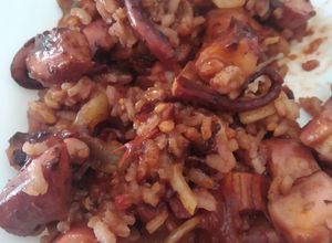 Una foto de Arroz con rejos
