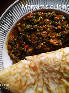 A picture of Rice pancakes (sinasir).