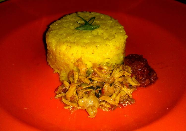 Nasi kuning magic com