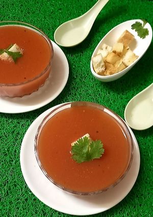 A picture of Tomato soup.