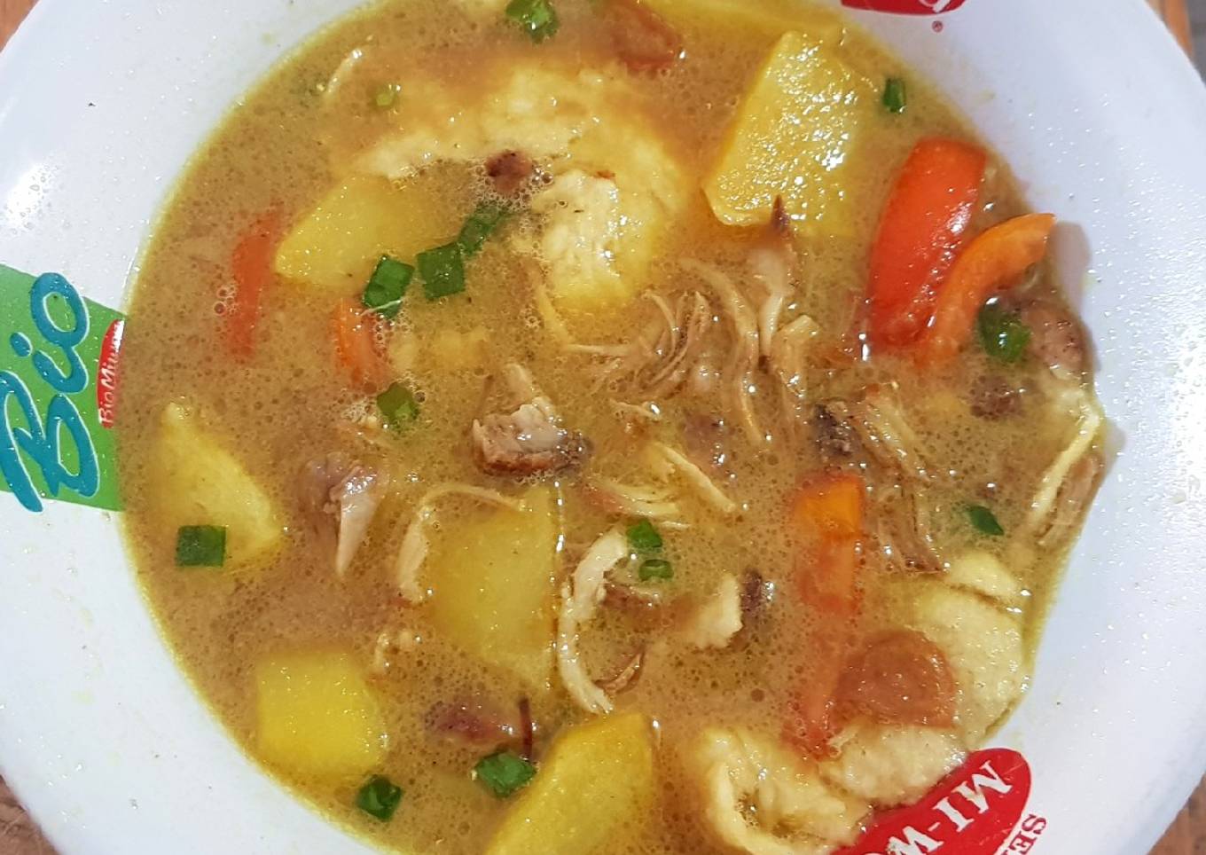 Soto ayam betawi