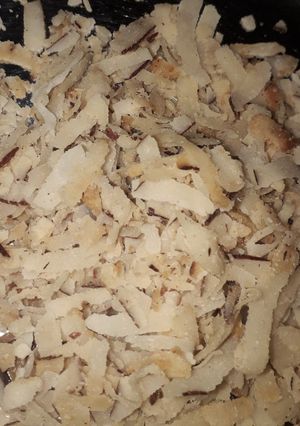 A picture of Sugar coated coconut flakes.