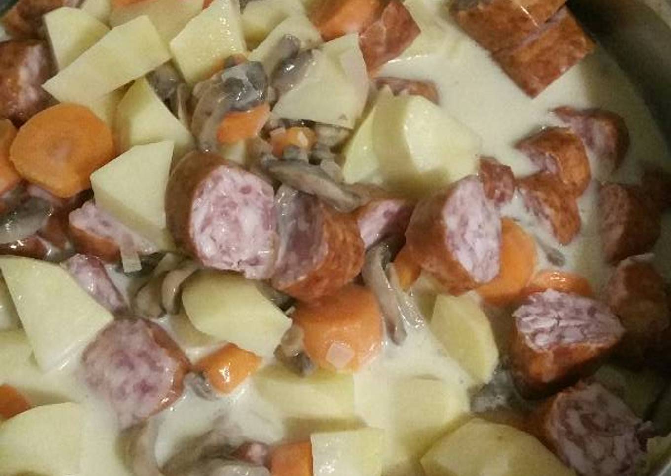 Pommes de terre et saucisses