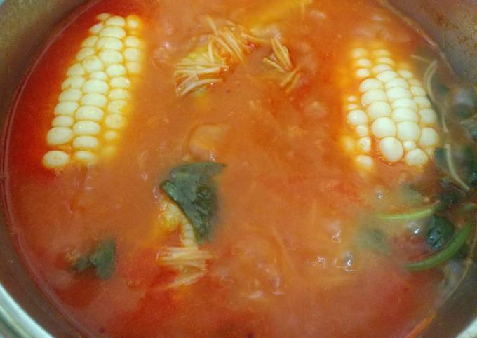 Sopa de pasta o sopa de fideos con elote o verduras Receta de Sid  Maldonado- Cookpad