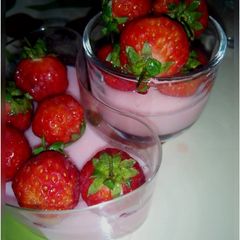 A picture of Strawberry Milk Pudding.