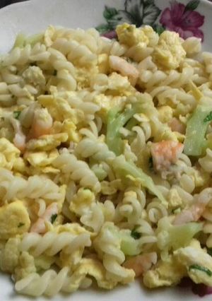Foto resep Macaroni, shrimp n egg