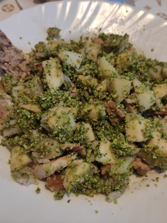 Una foto de Ensalada de brócoli con vinagreta de manzana dulce