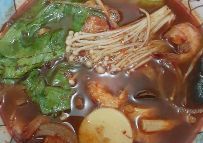 Tomyam bumbu instan