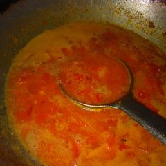A picture of Tomato curry.