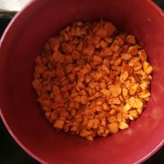 A picture of Mangai Inji pickle.