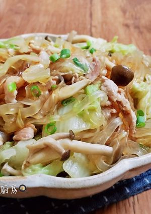 白菜鮮菇寬粉 的食譜成品照片