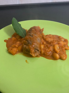 Foto di Involtini di salsiccia e fagioli