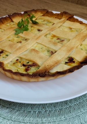 Una foto de Quiche de patata y bacalao