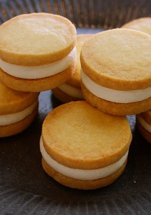 A picture of Cottage Cheese Shortbread Sandwich Cookies.
