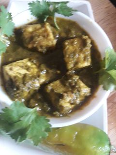 পালং পনির(palak paneer recipe in bengali) রেসিপির প্রধান ছবি