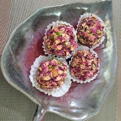 A picture of Healthy dry fruits, pumpkin seeds and rose petals laddu.