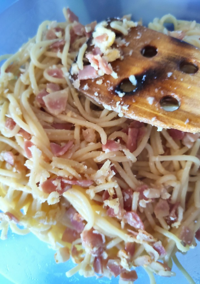 Una foto de Espaguetis carbonara