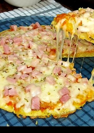 Una foto de Pizza sin masa a la sartén 😱😍