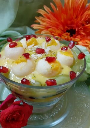 A picture of Mango stuffed Rasgulla Trifle.