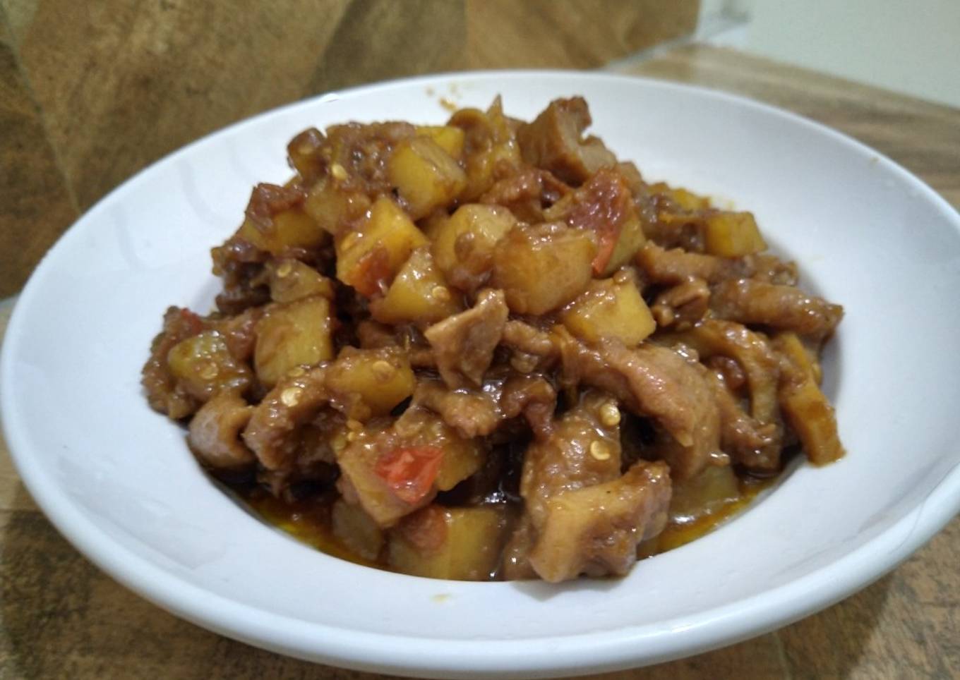 1. Kentang Balado with Chicken Skin