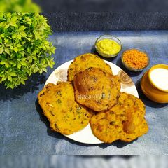 A picture of Palak Puri.