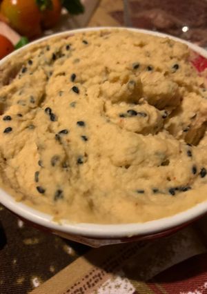 Una foto de Hummus De Garbanzo Inolvi…