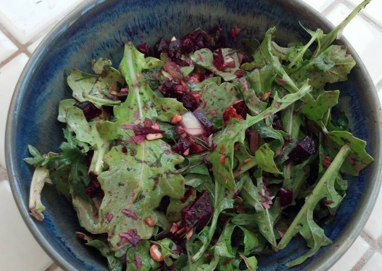 Recipe of Quick Arugula Beet Salad