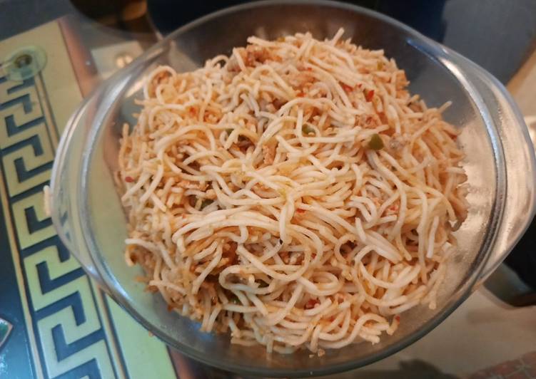 Recipe of Homemade Chicken qeema(mince)noodles