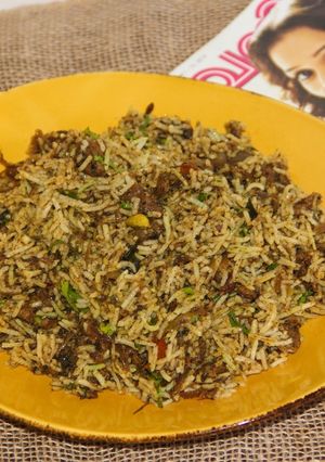 A picture of One Pot Keema Biryani / Ground Beef Biryani.