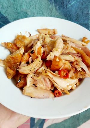 Hình của món Gà rim mắm ớt.