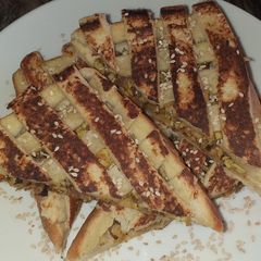 A picture of French toast.