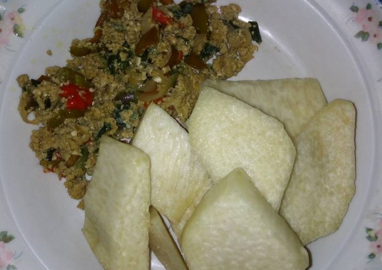 Recipe of Super Quick Homemade Fride yam and egg sauce | Satisfyingrecipe.web.app