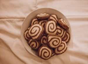 Una foto de Galletas de colores - ¡Fáciles!