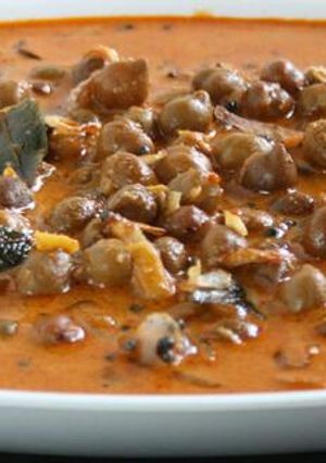 A picture of Kadala Curry.
