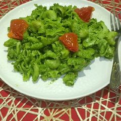 Spinach Pesto Pasta A picture of Spinach Pesto Pasta.