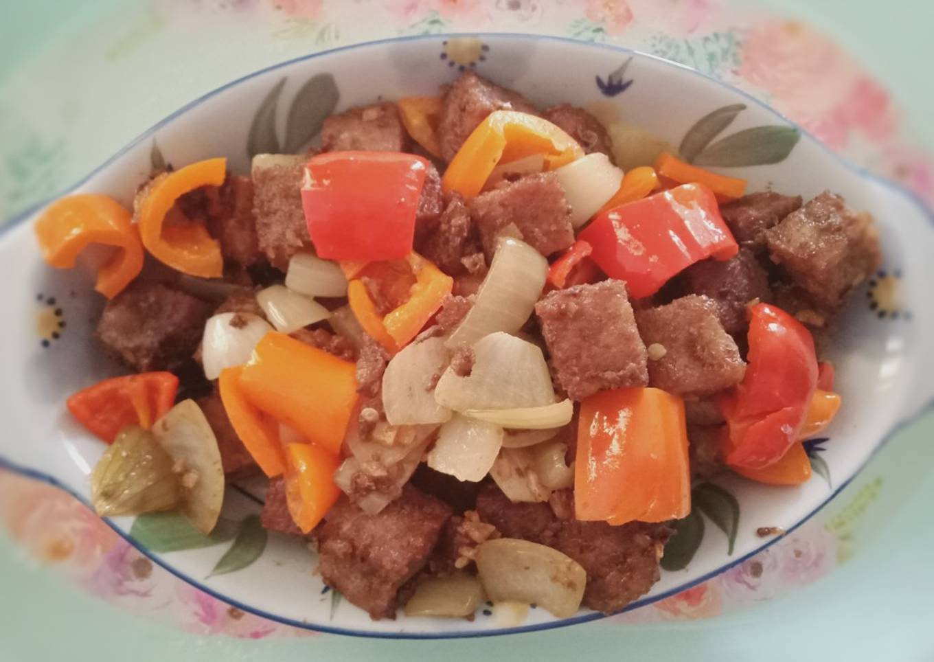Tumis Saikoro beef Dan paprika