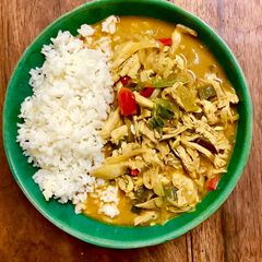A picture of Coconut Chicken Curry.