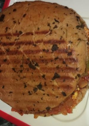 A picture of Paneer kulcha.