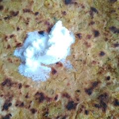 A picture of Aalu gobi Parantha.