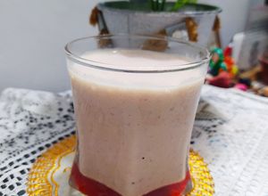 Una foto de Cóctel de Fresa con Crema de Baileys