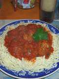 Albóndigas de carne con fideos caseros 🍝