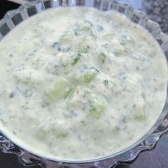 A picture of Cucumber raita.