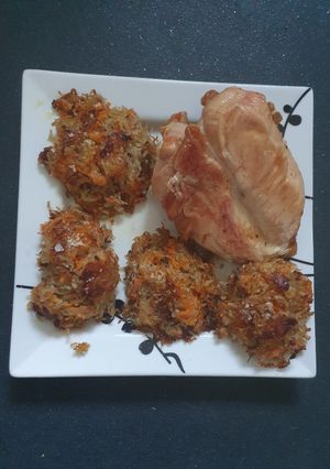 A picture of Large Chicken Crown baked Rosti.
